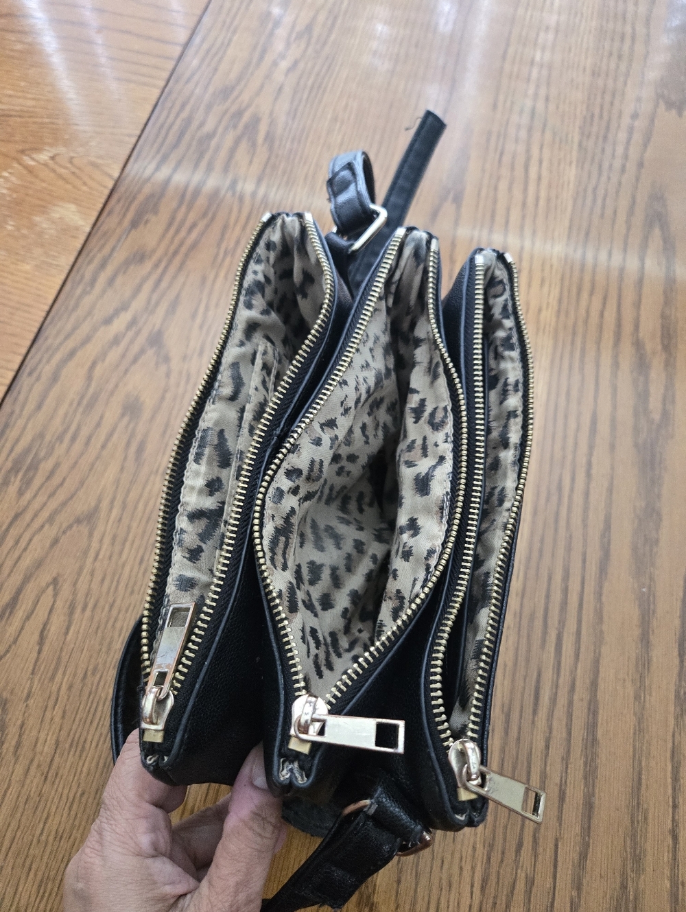 Classic Black Leather Crossbody Bag with Gold Hardware - Picture 8 of 9